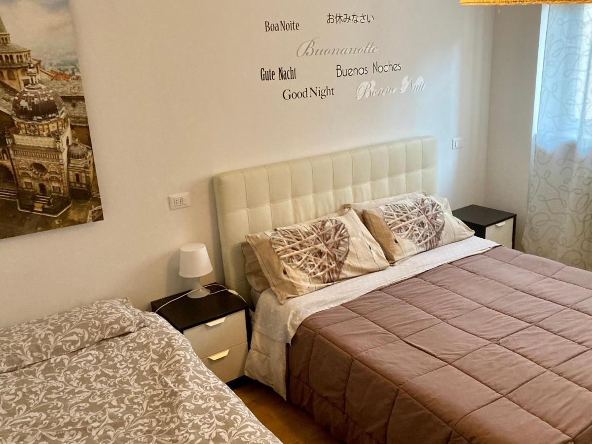 The Little House In Bergamo Appartement Buitenkant foto