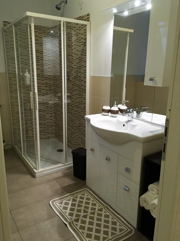 The Little House In Bergamo Appartement Buitenkant foto