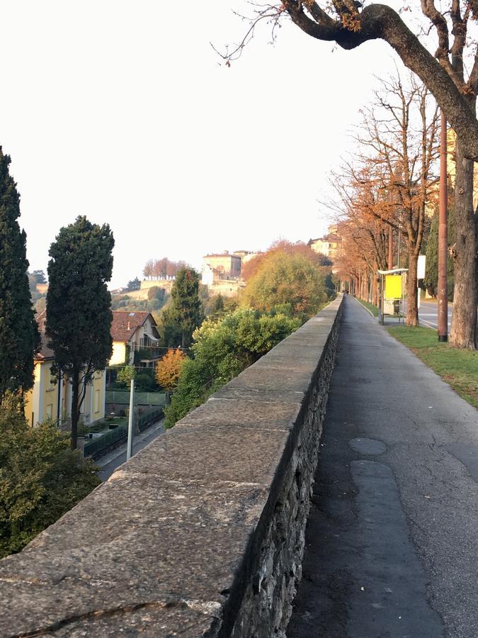 The Little House In Bergamo Appartement Buitenkant foto